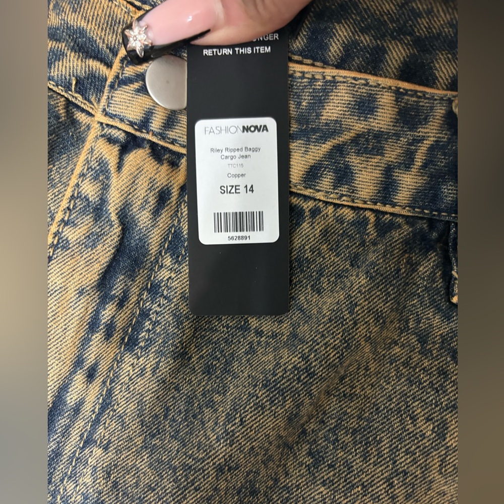Riley Ripped Baggy Cargo - Picture 3 of 4